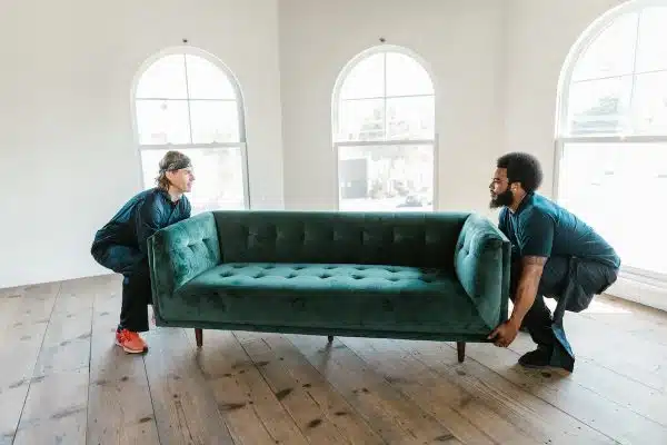 Transporter vos meubles lors d’un déménagement : les meilleures alternatives à considérer